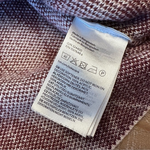 Harry Potter Hogwarts Argyle Cropped Long Sleeve Girls Sweater Size 10/12 H&M - Picture 8 of 10